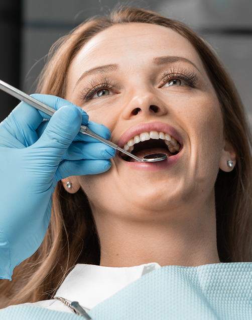 Des soins des gencives pour prévenir les infections